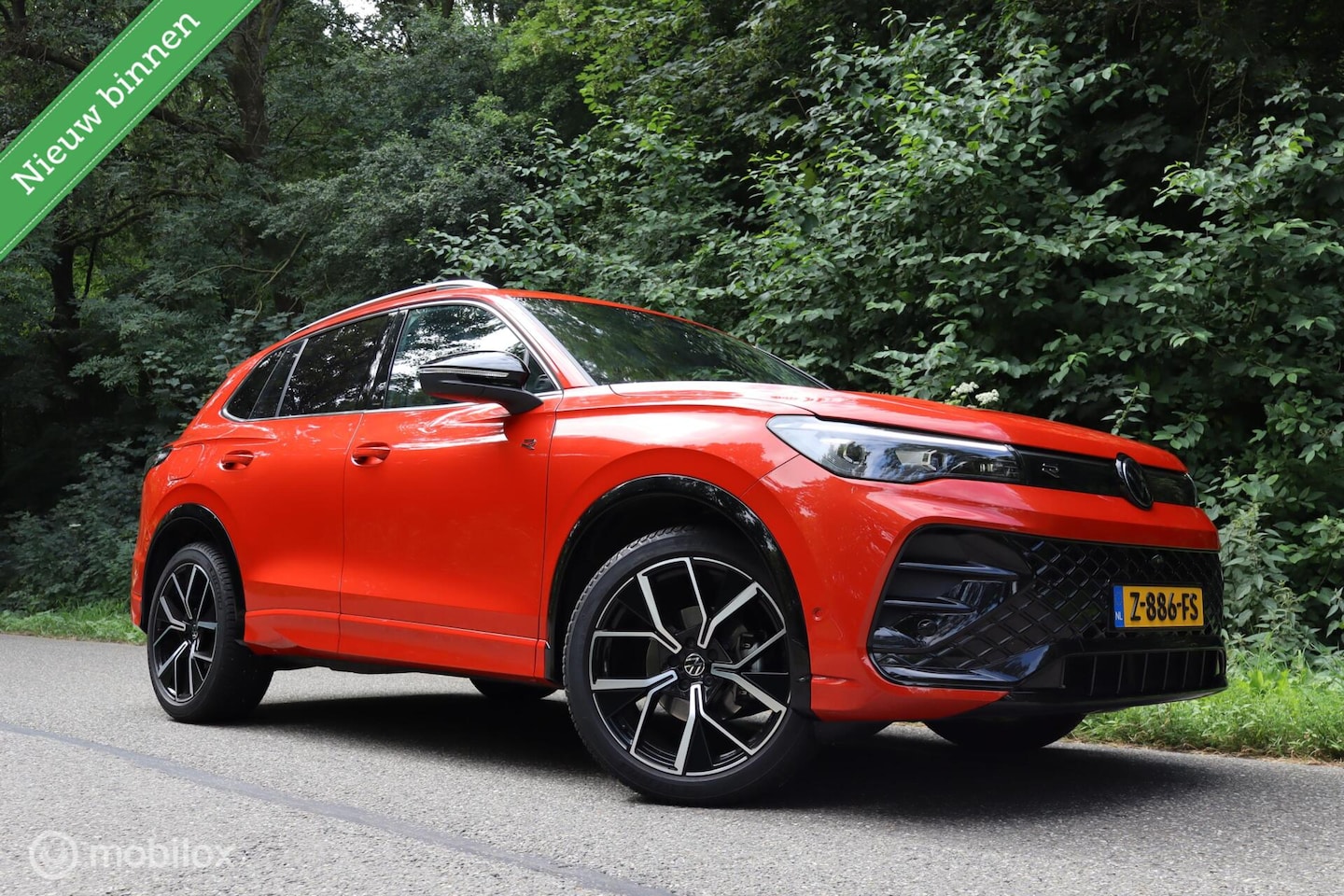 Volkswagen Tiguan - 1.5 eTSI R-Line Business | Massage | H&K | - AutoWereld.nl
