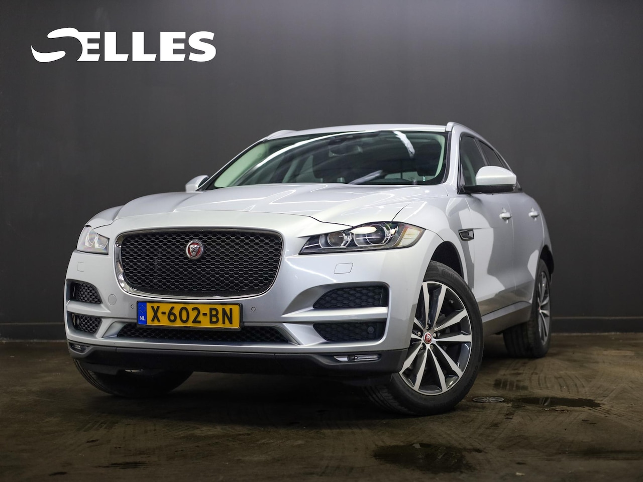 Jaguar F-Pace - 2.0 Portfolio AWD 20d | Lederen bekleding - AutoWereld.nl