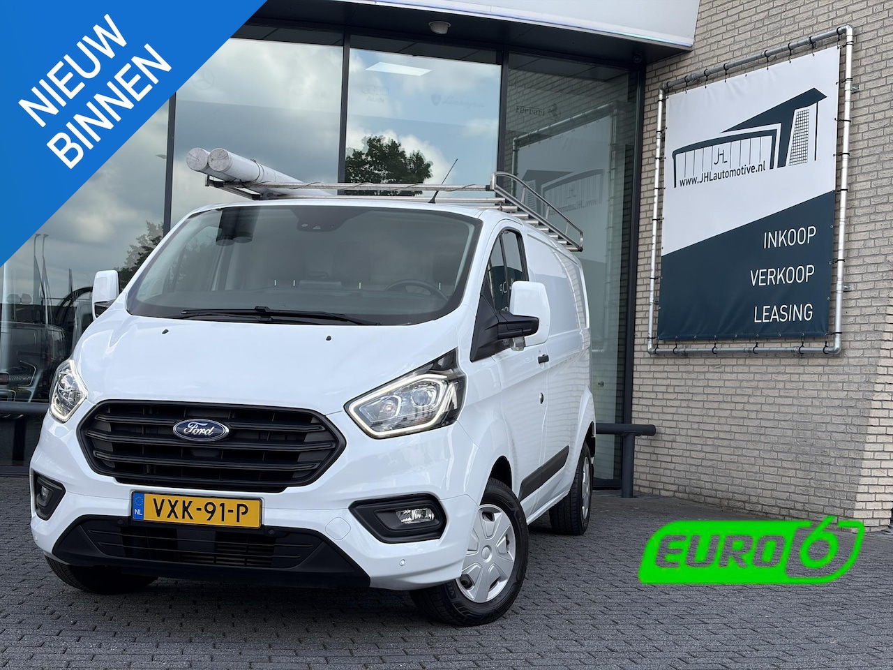 Ford Transit Custom - 300 2.0 TDCI L2H1*A/C*CRUISE*3-P*CAM*HAAK*TEL* - AutoWereld.nl