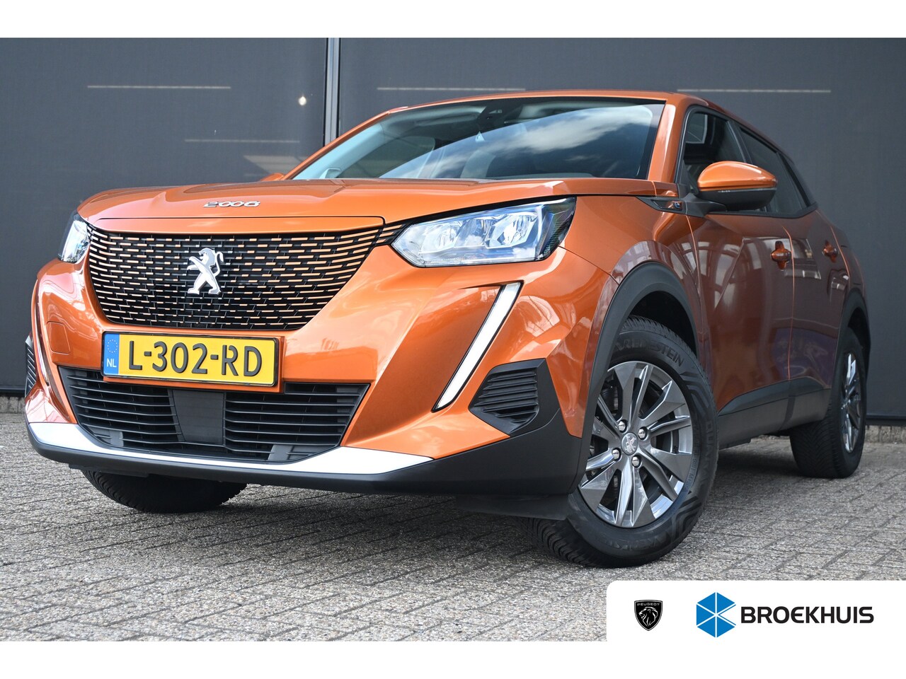 Peugeot e-2008 - EV Active Pack 50 kWh 3 Fase 91%SOH! | Navigatie | Achteruitrijcamera | AllSeason | Climat - AutoWereld.nl
