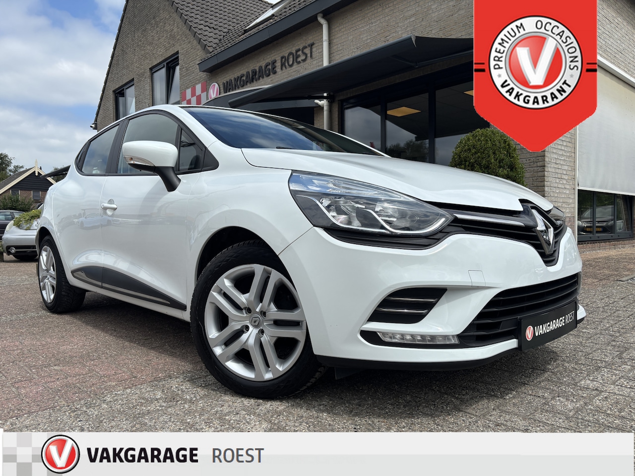 Renault Clio - 5DRS 0.9 TCe Zen Navigatie / Parkeersensors / All-Seasons - AutoWereld.nl