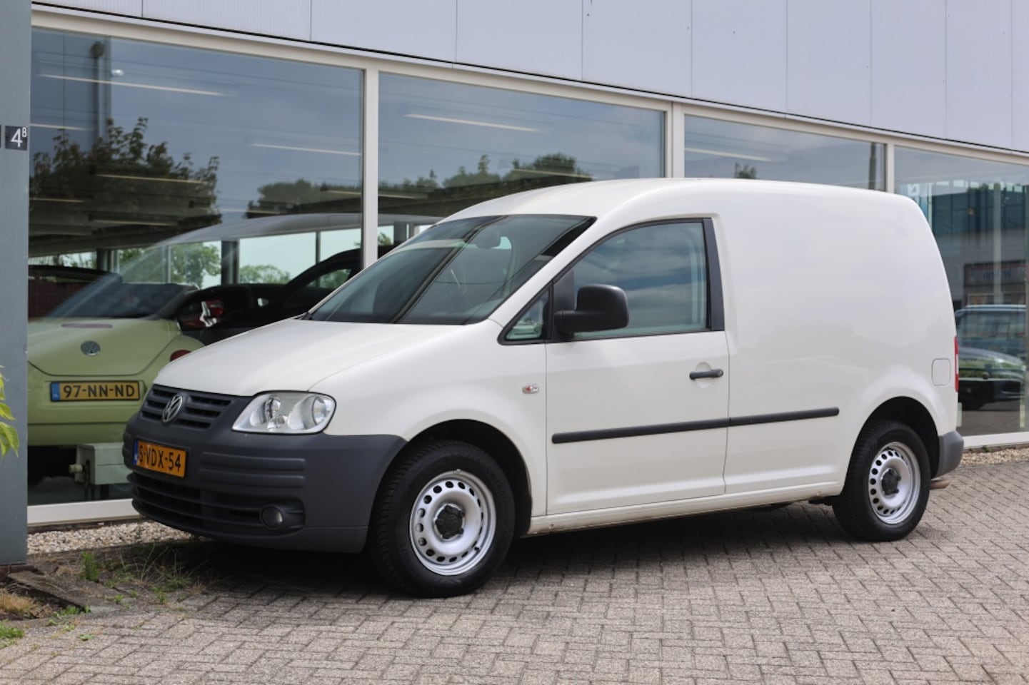 Volkswagen Caddy - 2.0 CNG | Airco | Trekhaak - AutoWereld.nl