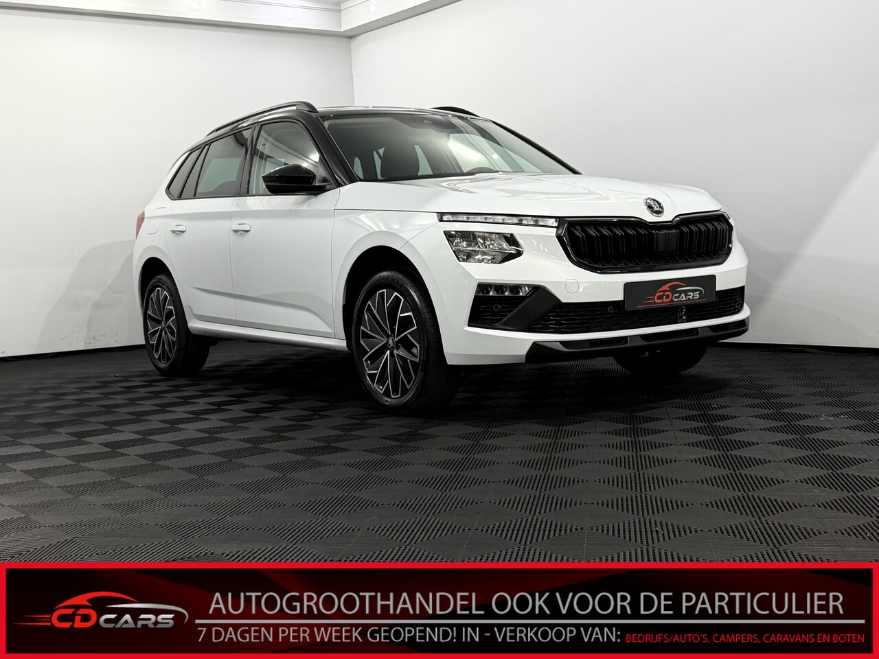 Skoda Kamiq - 1.0 TSI Black Pack Camera, Apple carplay, Stoelverwarming, Airco, Keyless start, Virtual d - AutoWereld.nl