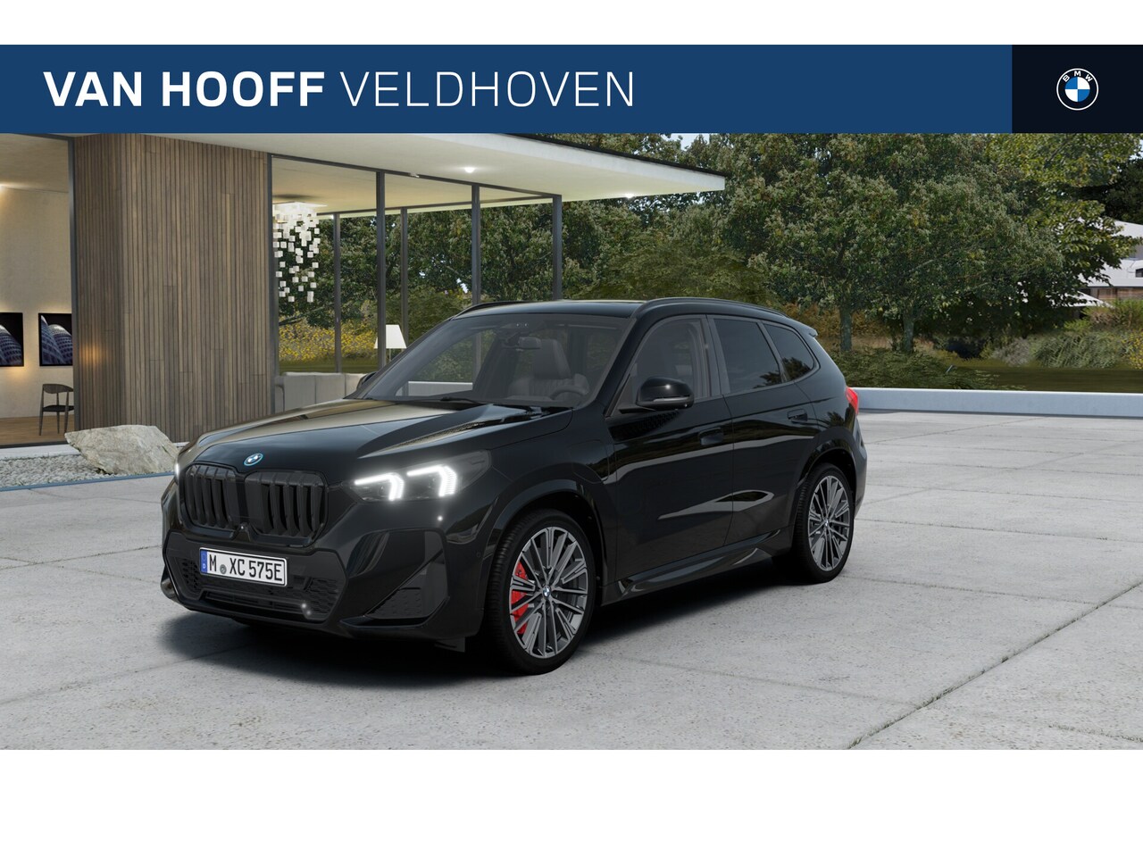 BMW X1 - xDrive25e M Sport Automaat / Panoramadak / Trekhaak / Sportstoelen / Head-Up / M Adaptief - AutoWereld.nl