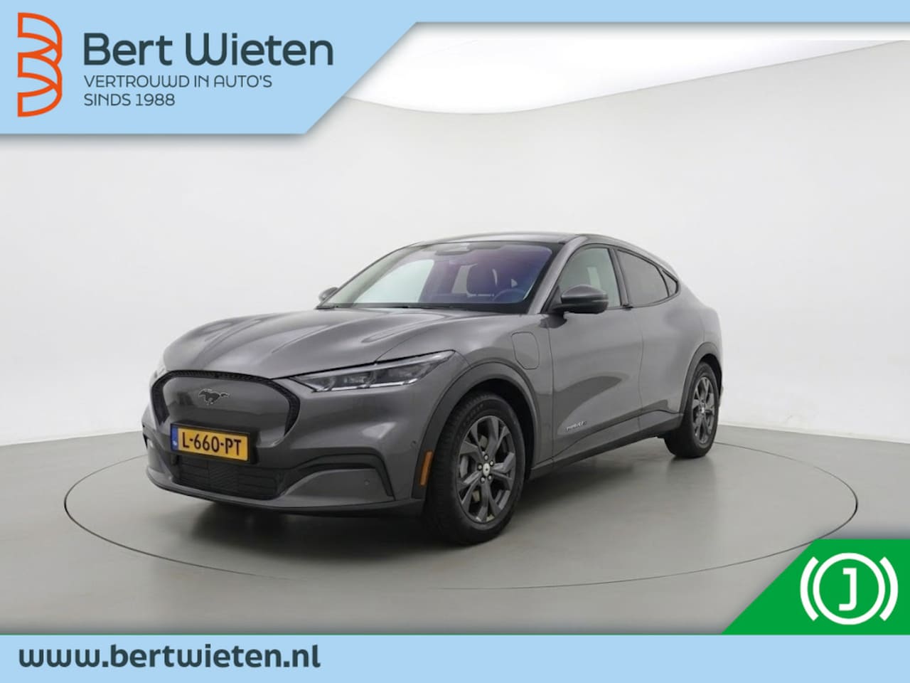 Ford Mustang Mach-E - RWD 75 kWh | Geen import | Trekhaak | Panoramadak - AutoWereld.nl