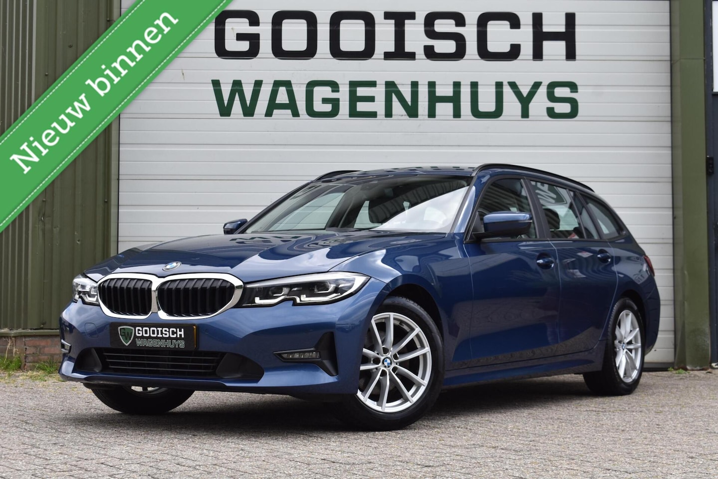 BMW 3-serie Touring - 320i Business Edition | Trekhaak | Carplay | Cruise Control | - AutoWereld.nl