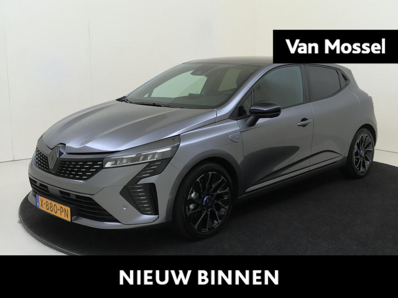 Renault Clio - 1.6 E-Tech Full Hybrid 145 esprit Alpine | Automaat | Navigatie | 360 Camera | Parkeersens - AutoWereld.nl