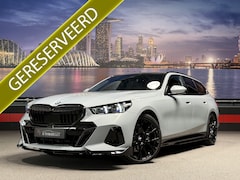 BMW 5-serie Touring - 520i M-Sport|ShadowLine|Panorama|H/K|208PK