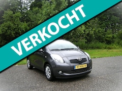 Toyota Yaris - 1.3 VVTi Sol MMT . 5 Drs AUTOMAAT . Airco . Elec ramen enz