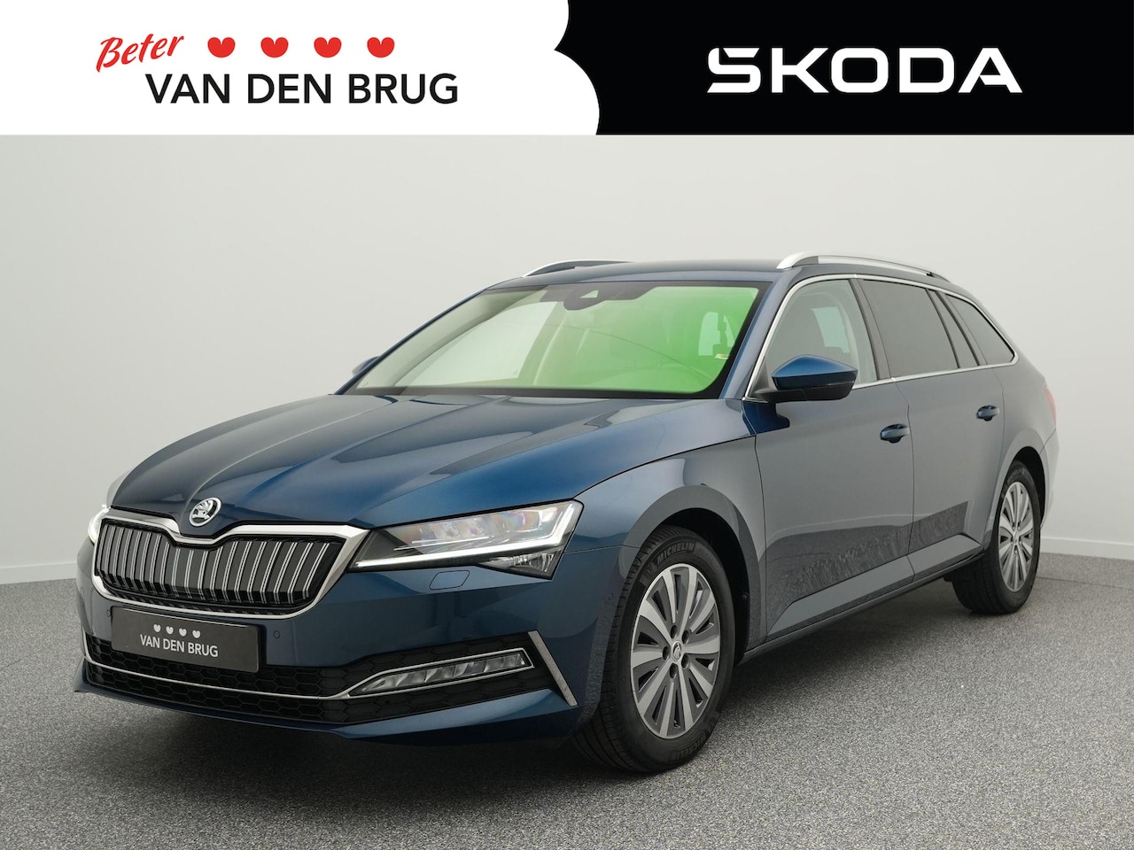 Skoda Superb Combi - 1.4 TSI iV 218pk Business Edition Plus | Trekhaak | Dynamic chassis | Elektr. bestuurderss - AutoWereld.nl