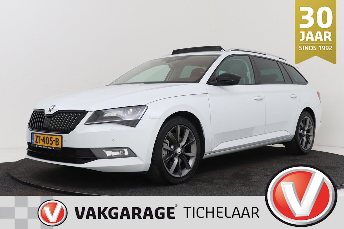 Skoda Superb Combi - 1.5 TSI Business Edition | Trekhaak | Panoramadak | Canton | Org NL | Keyless | Adap. Crui - AutoWereld.nl