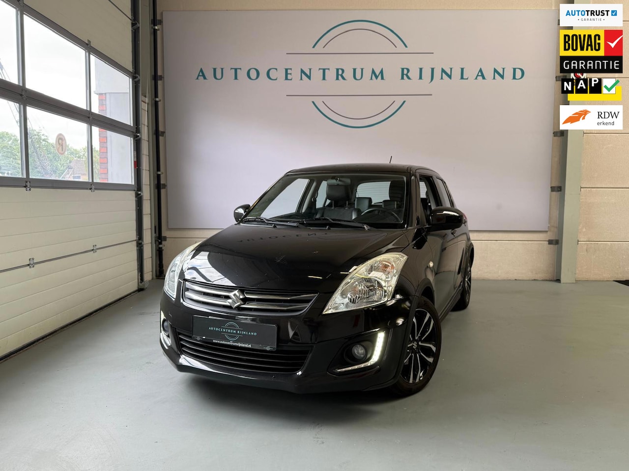 Suzuki Swift - 1.2 Style EASSS Airco, Cruise control - AutoWereld.nl