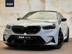 BMW M5 - Limousine V8 M Hybrid, carbon extr., B&W, 21'', tr.haak, stl.ventilatie, memory, keyless,
