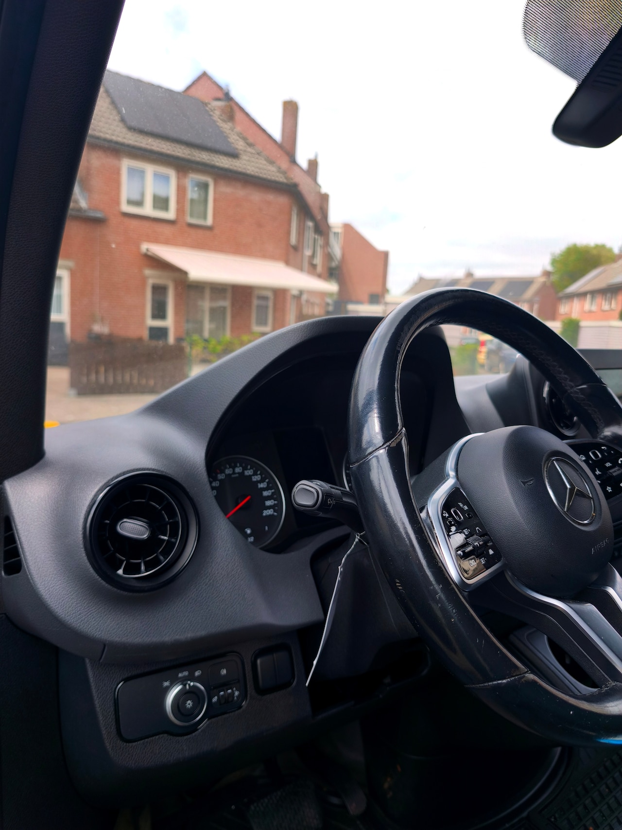 Mercedes-Benz Sprinter - 314 2.2 CDI L2H2 Goed onderhouden Mercedes-Benz Sprinter L2H2 uit 2021 - AutoWereld.nl