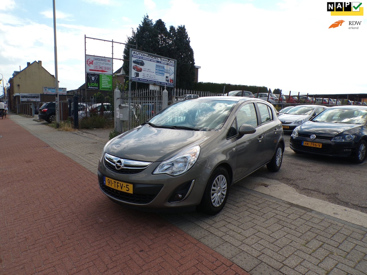 Opel Corsa - 1.4-16V Edition 1.4-16V Edition - AutoWereld.nl