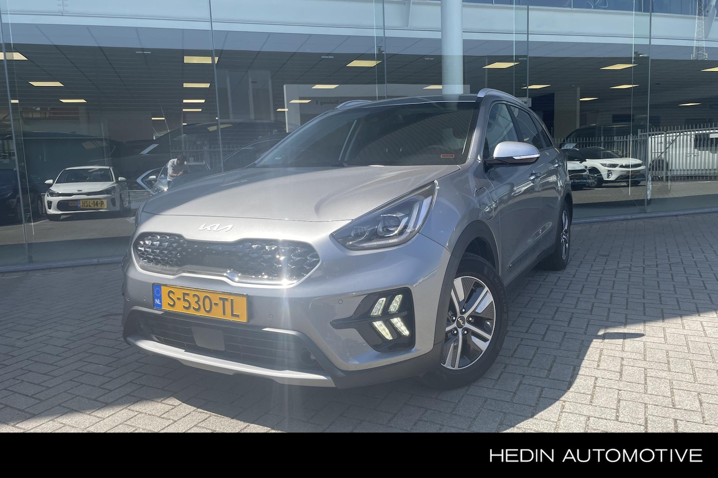 Kia Niro - 1.6 GDi PHEV ExecutiveLine | Schuifdak | Leder | Memory Seats | Stoel ventilatie | Camera - AutoWereld.nl