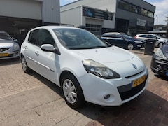 Renault Clio - 1.2 Authentique 5 DEURS