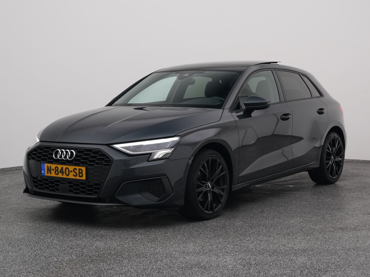 Audi A3 Sportback - 30 TFSI Automaat Pro Line | PANO | CARPLAY - AutoWereld.nl