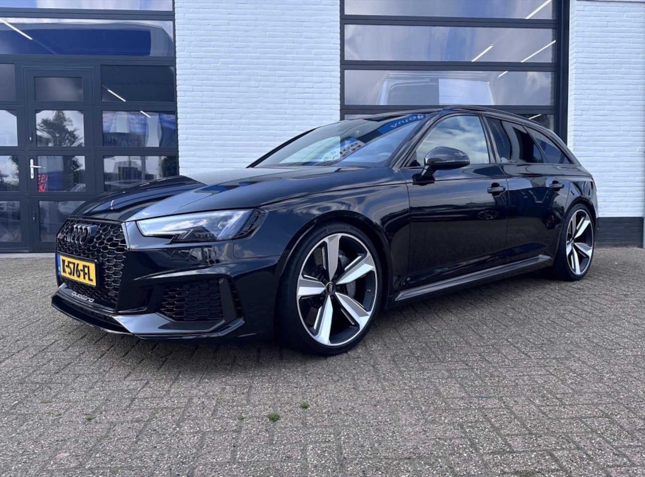 Audi RS4 - RS4 2.9 TFSI 450pk Tiptronic quattro RS4 - AutoWereld.nl