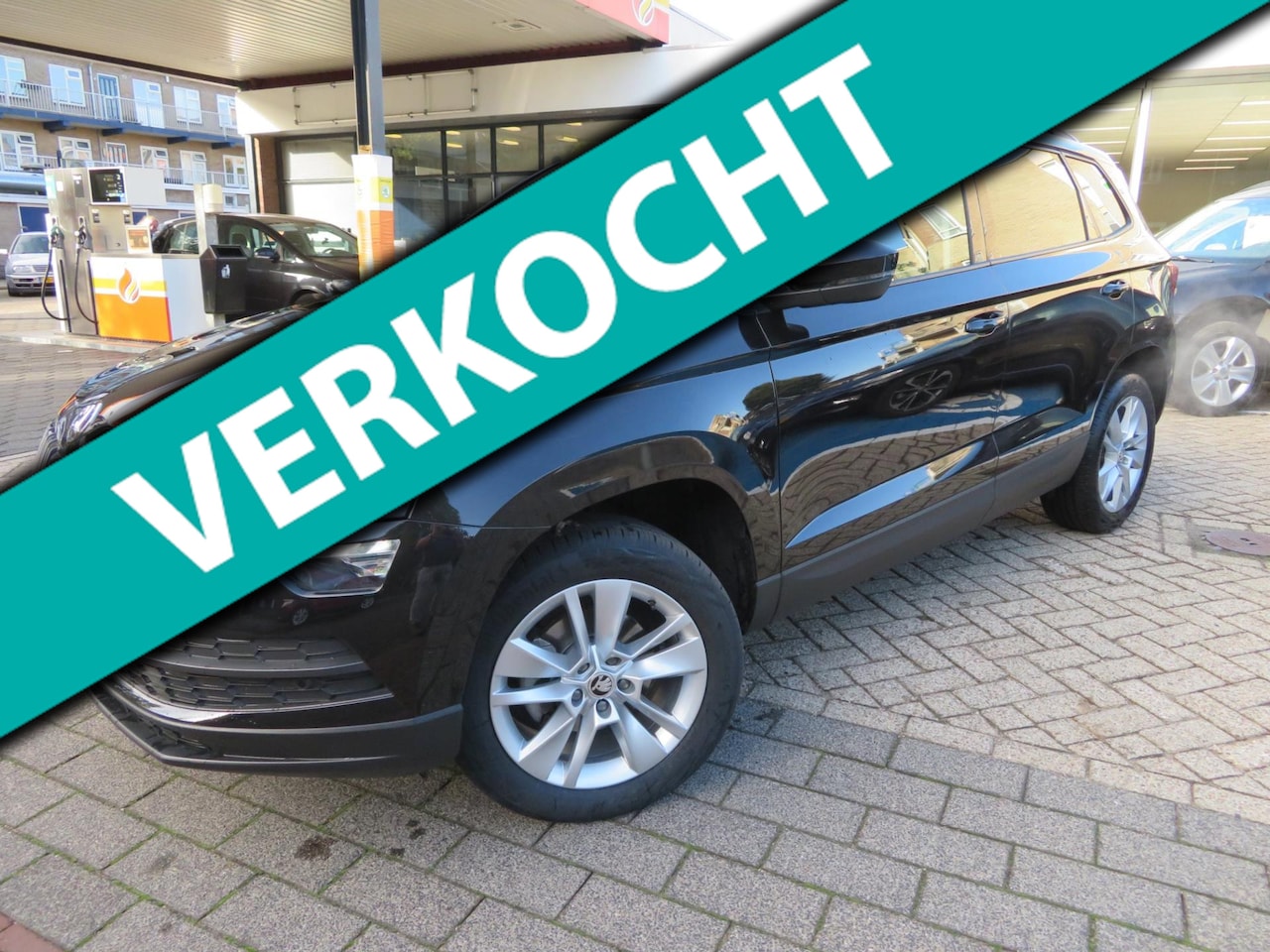 Skoda Karoq - 1.5 TSI DSG met 29dKM !NAP ACT B. Edition PLUS ! NL AUTO! - AutoWereld.nl
