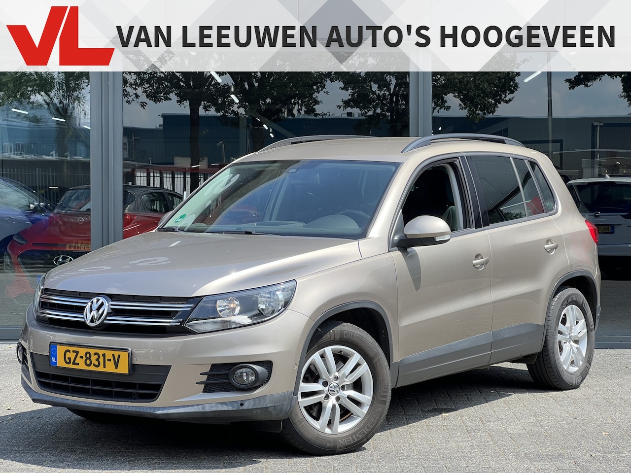 Volkswagen Tiguan - 1.4 TSI Sport&Style | Nieuw binnen | Navi | Camera - AutoWereld.nl