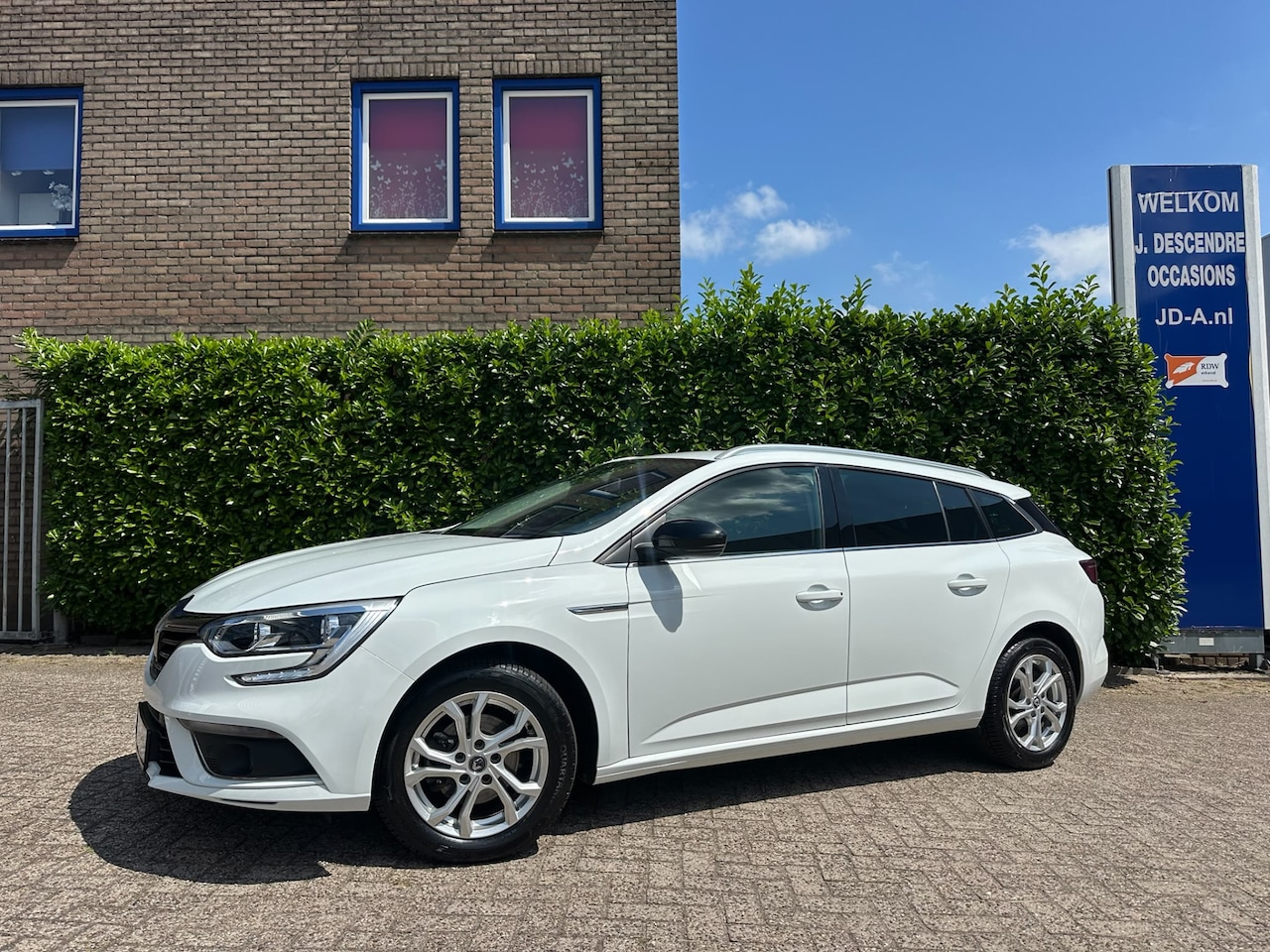 Renault Mégane Estate - 1.3 TCe Limited Climate C, Cruise C, Navigatie, Camera!!!! - AutoWereld.nl