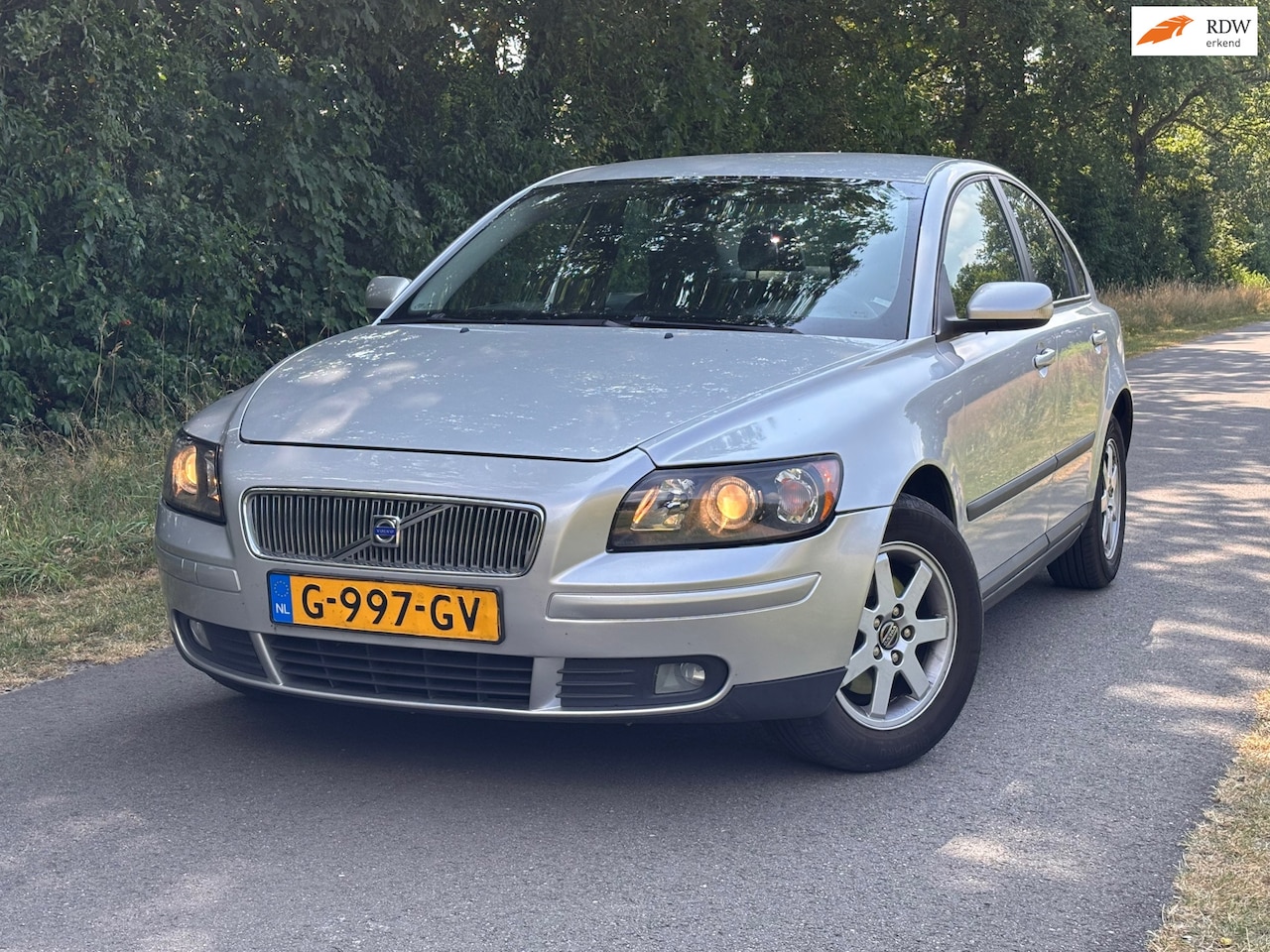 Volvo S40 - 1.8 | " 143.000 " KM + Cruise control Nu € 3.950,- !!! - AutoWereld.nl