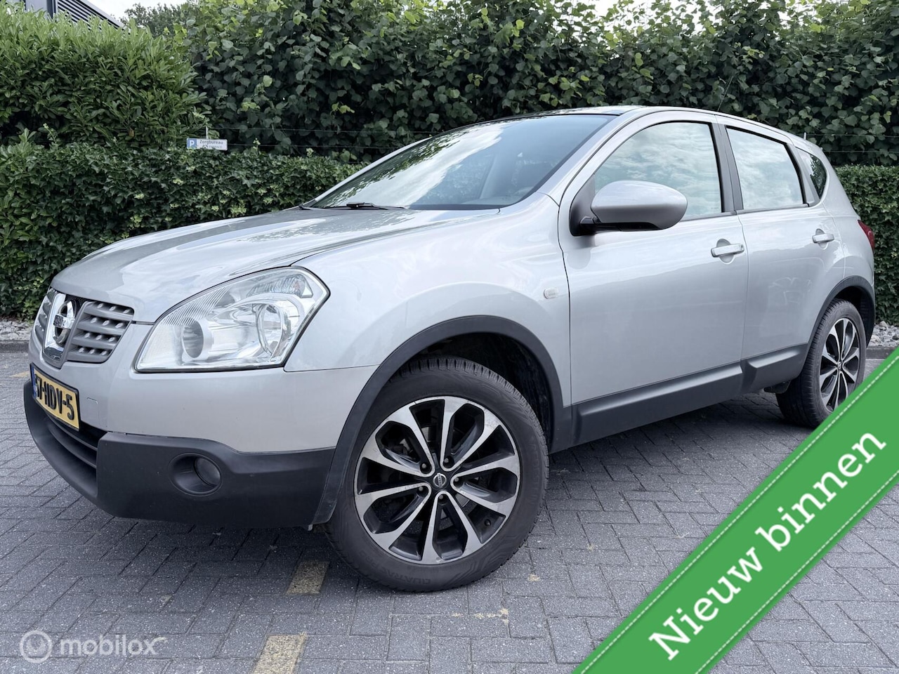 Nissan Qashqai - 2.0 Tekna PANO / NAVI / CLIMA / CRUISE / TREKHAAK - AutoWereld.nl