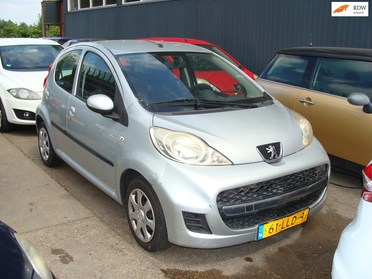 Peugeot 107 - 1.0-12V XS 1.0-12V XS - AutoWereld.nl