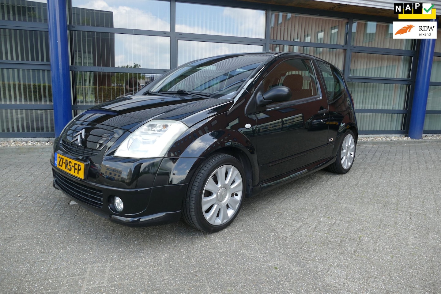 Citroën C2 - 1.6i-16V VTS Apk 3-8-2027 Climate control - AutoWereld.nl