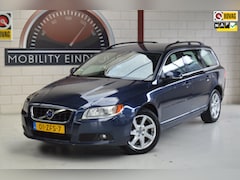 Volvo V70 - 2.0 D4 LimEd. DEALERONDERH, All-season, Trekhaak LEDER, NAVI