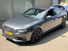 Audi A4 Limousine - 2.0 TFSI S edition / RIJDT SCHAKELT GOED / VANDALISME OPTISCH / ZO MEE ZONDER RECLAMATIE