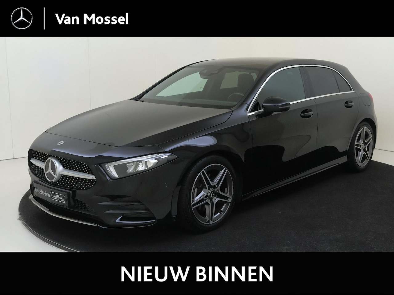 Mercedes-Benz A-klasse - 180 Business Solution AMG /Achteruitrijcamera /Stoelverwarming /18 Inch - AutoWereld.nl