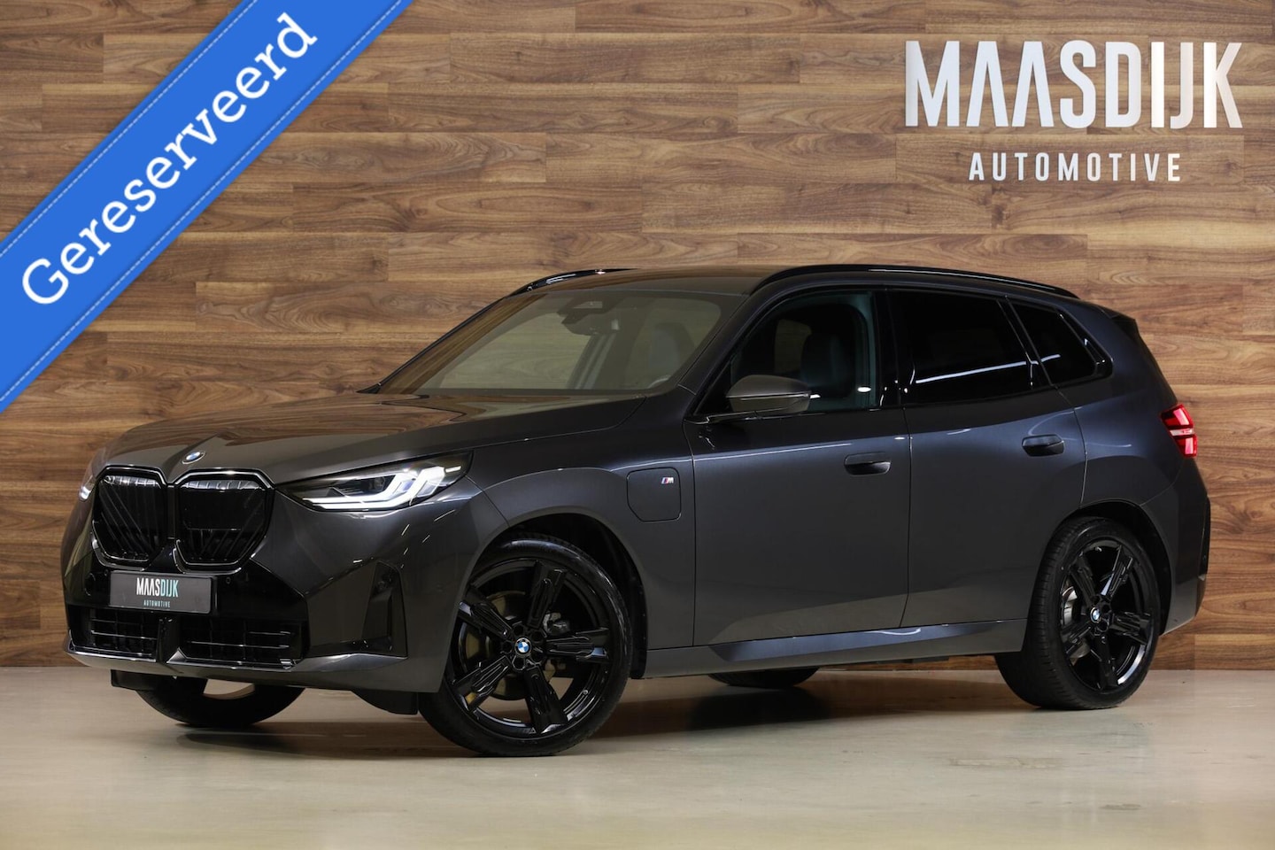 BMW X3 - 30e xDrive M-Sport|Pano|Leder|Elek. Stoelen|Trekhaak| - AutoWereld.nl