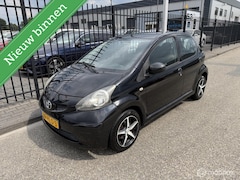 Toyota Aygo - 1.0-12V + airco 150.000 km