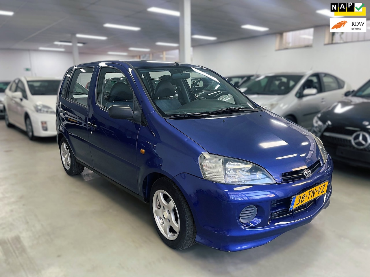 Daihatsu Young RV - 1.3-16V XTi 1.3-16V XTi - AutoWereld.nl