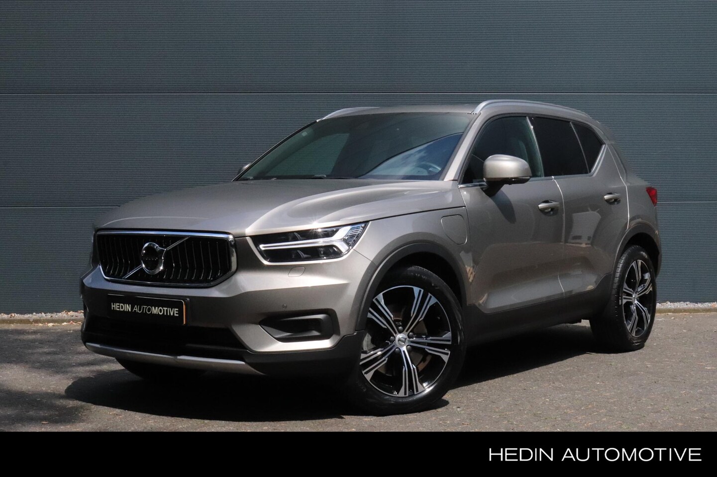 Volvo XC40 - 1.5 T5 Twin Engine Inscription | 360 Camera | Navigatie | Stoelverwarming | Memory Seats | - AutoWereld.nl