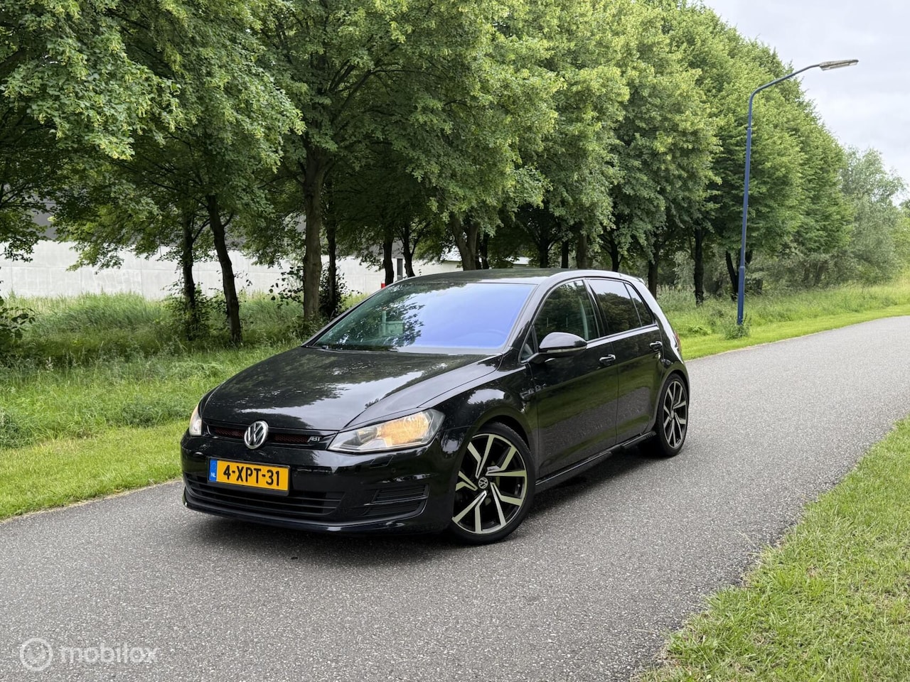 Volkswagen Golf - 1.4 TSI ACT Highline*ABT PAKKET*DISTR.VV*NEW APK - AutoWereld.nl