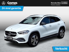 Mercedes-Benz GLA-Klasse - 200 Progressive | Trekhaak | Night Pakket | Achteruitrijcamera | Sfeerverlichting | Stoelv