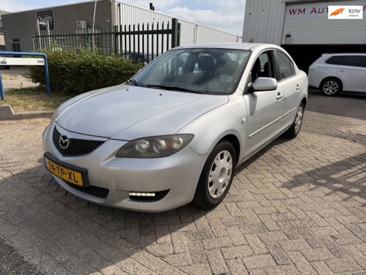 Mazda 3 Sport - 1.6 Touring Sportline AIRCO APK T/M 19-1-2027 - AutoWereld.nl