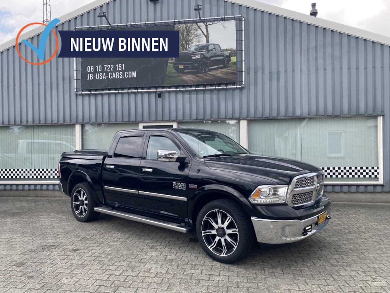 Dodge Ram 1500 - 5.7 V8 Laramie Zeer lage bijtelling ! ! - AutoWereld.nl