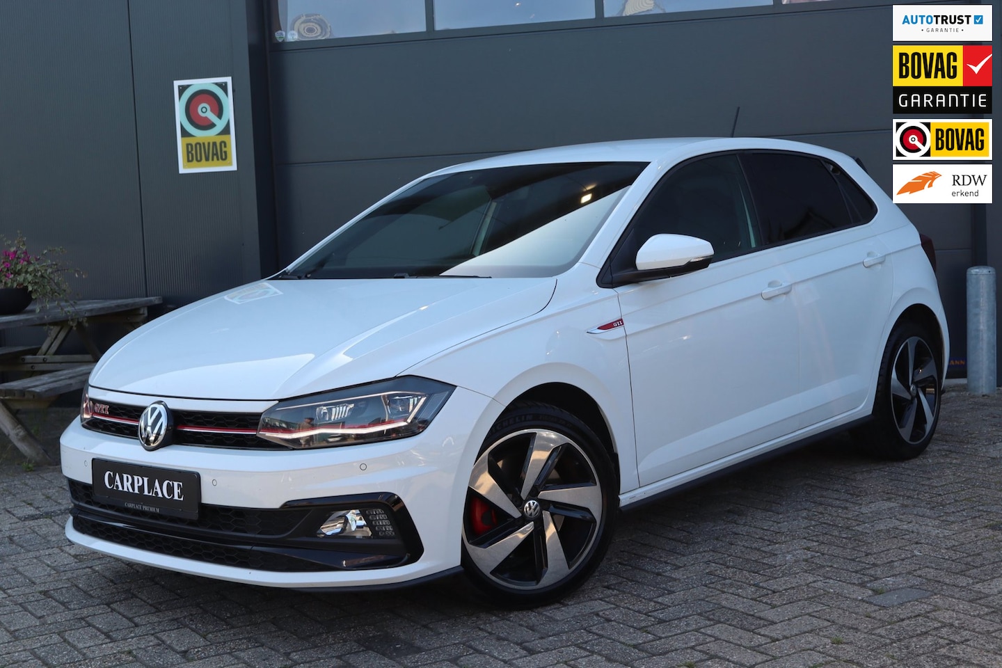Volkswagen Polo - 2.0 TSI GTI-Automaat-Clima-carplay - AutoWereld.nl
