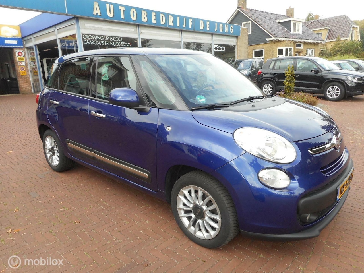 Fiat 500 L - TwinAir Turbo 105 Lounge ECC+LM-16+PDC+CRUISE+METALLIC - AutoWereld.nl