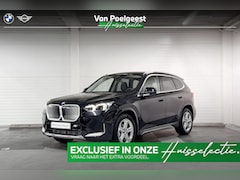 BMW iX1 - eDrive20 Pure Edition | X-Line | Achteruitrijcamera | Comfort Access | Stoelverwarming | P