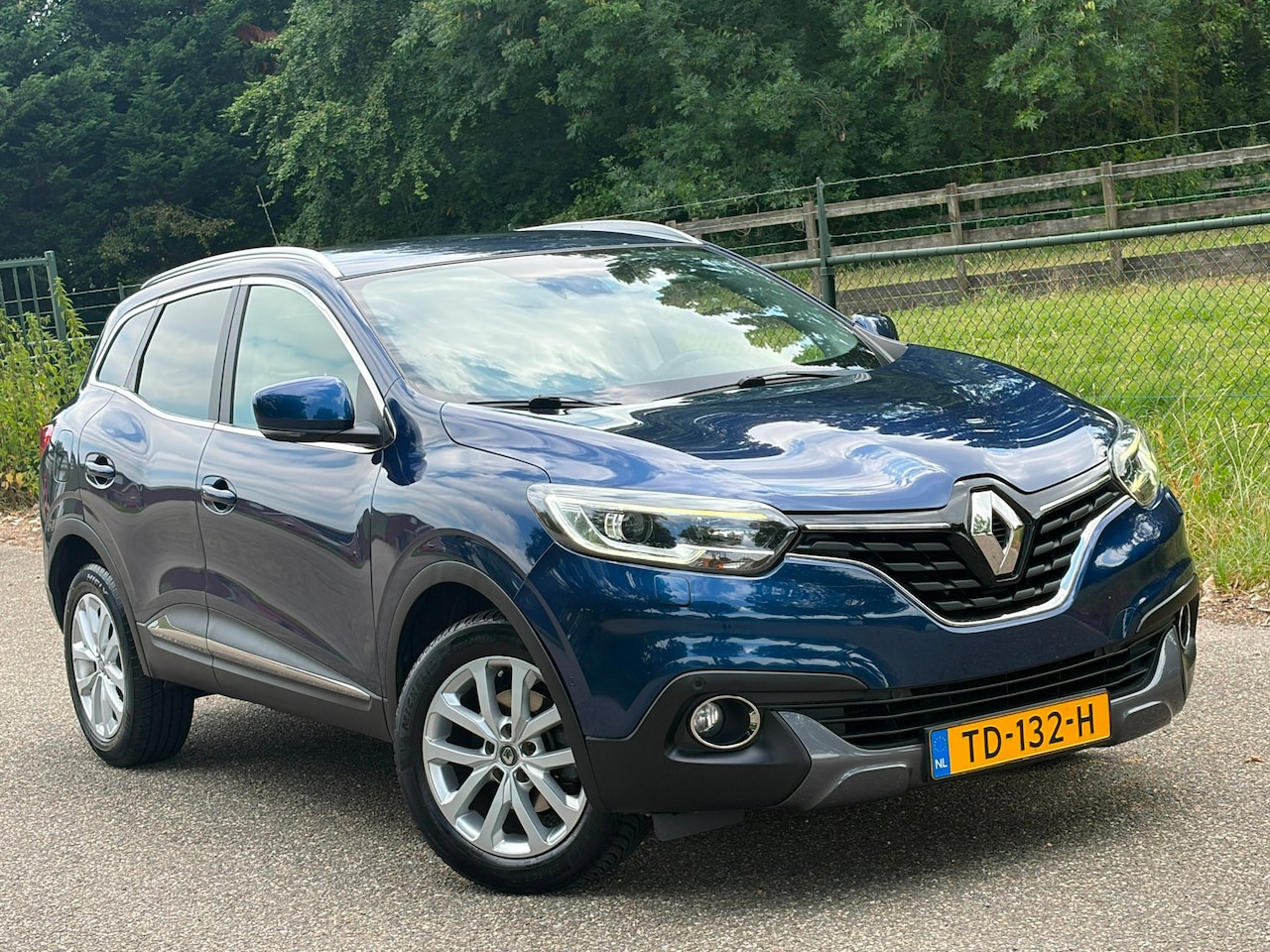 Renault Kadjar - 1.2 TCe Intens /Automaat/Navi/Camera/ - AutoWereld.nl