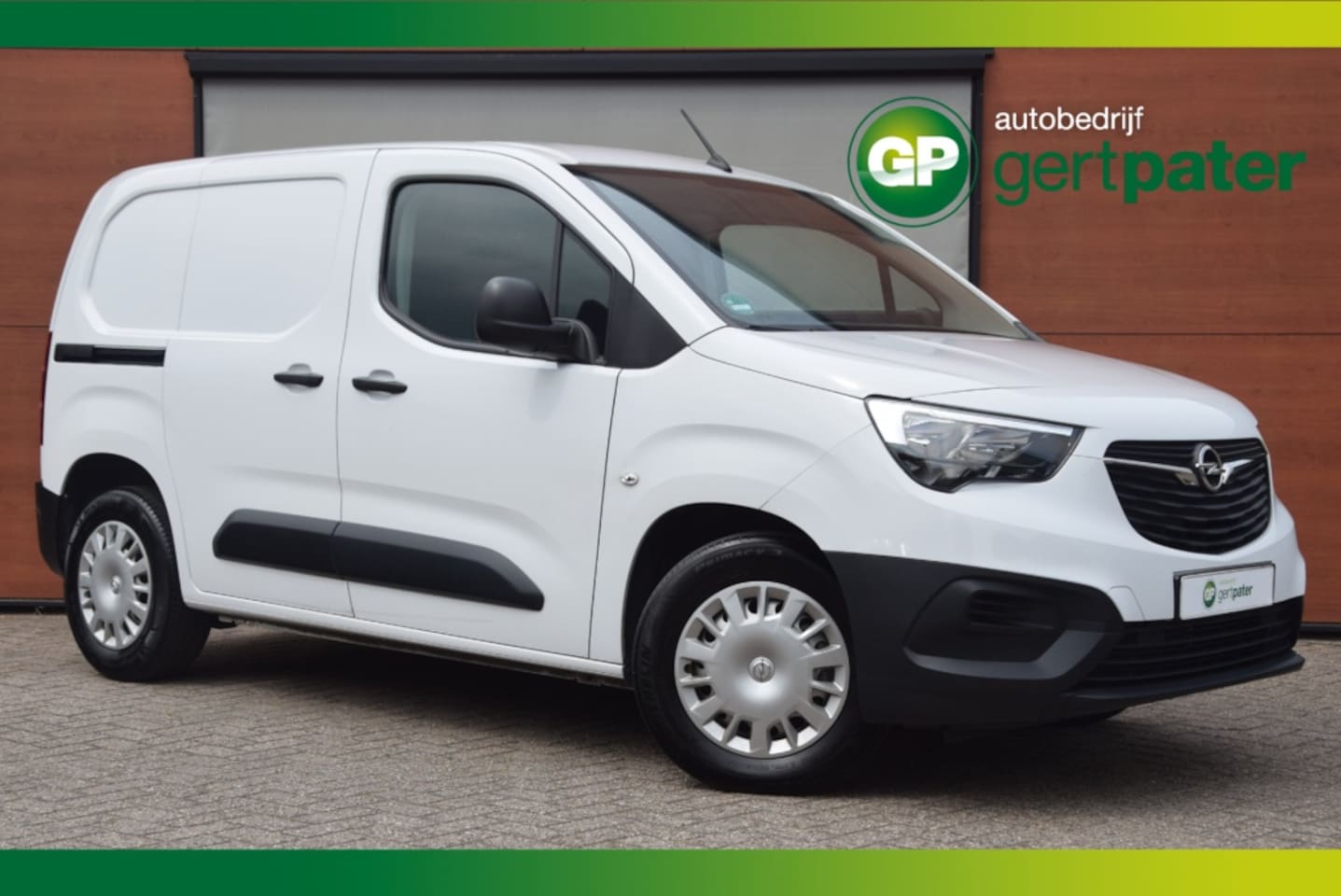 Opel Combo Electric - Combo-e 136 L1 Edition Airco/Cruise/PDC/SOH92% - AutoWereld.nl