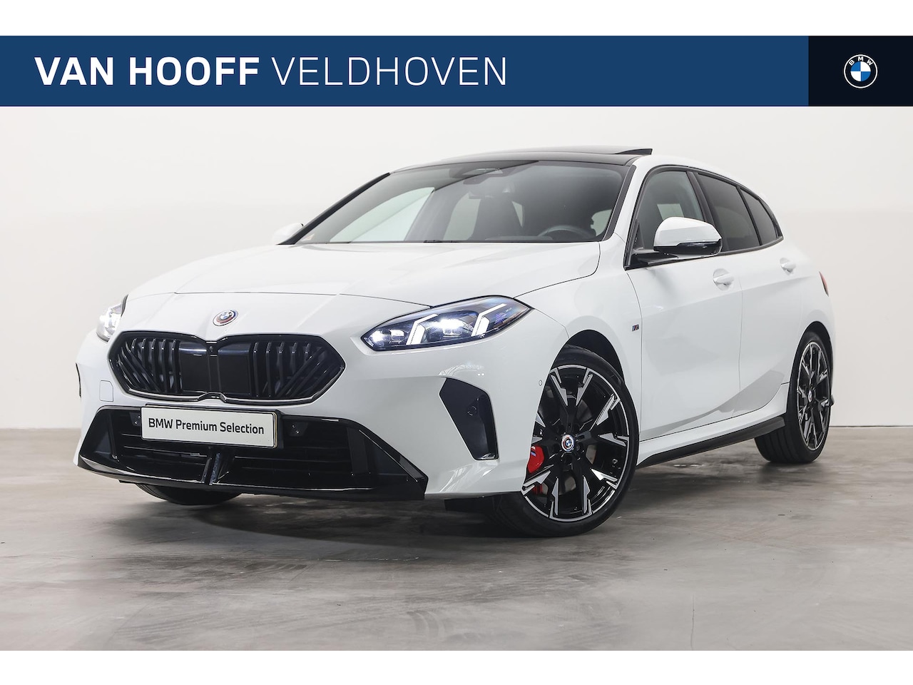 BMW 1-serie - 120 M Sport Automaat / Panoramadak / M Sportstoelen / Comfort Access / Head-Up / Harman-Ka - AutoWereld.nl