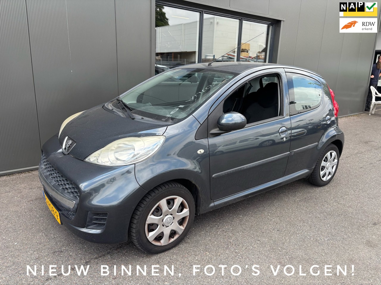 Peugeot 107 - 1.0-12V XS Automaat / Airco! - AutoWereld.nl