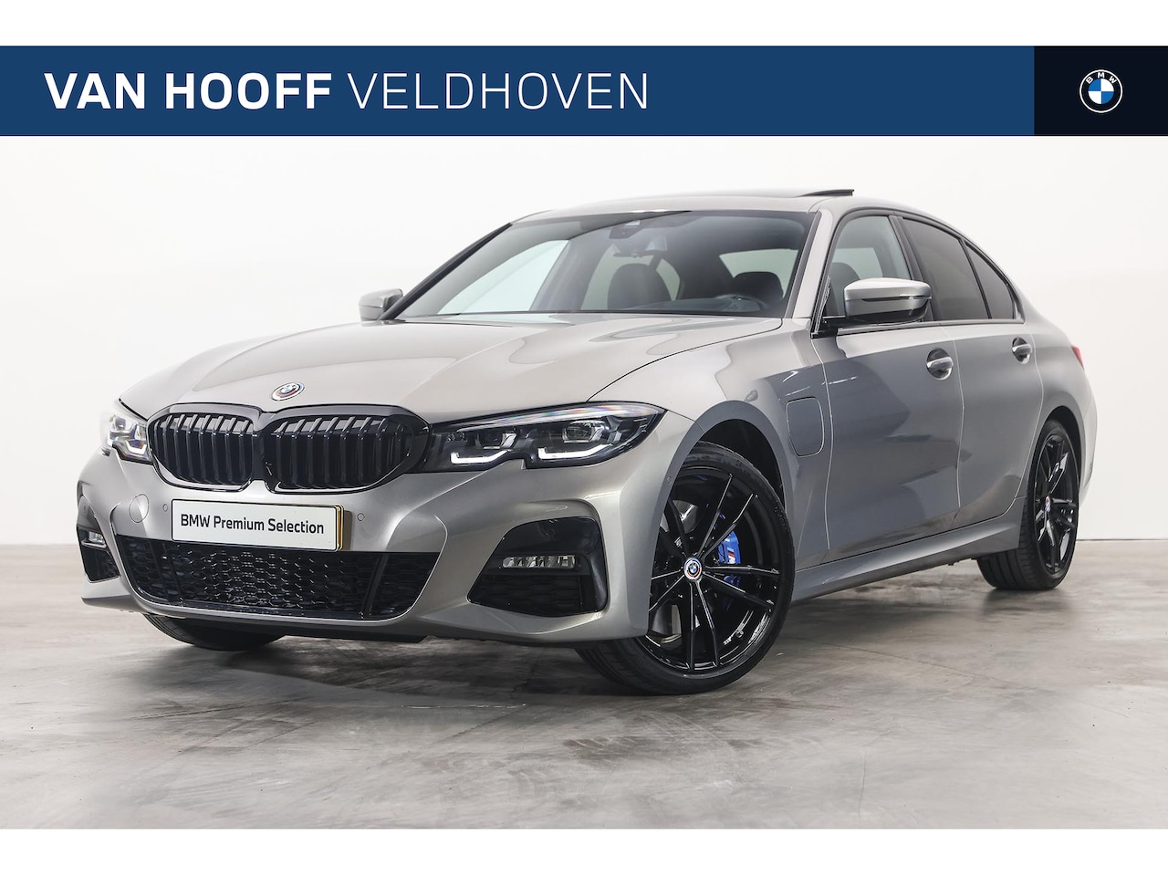BMW 3-serie - 330e High Executive Automaat / Trekhaak / Sportstoelen / Achteruitrijcamera / Head-Up / Ha - AutoWereld.nl