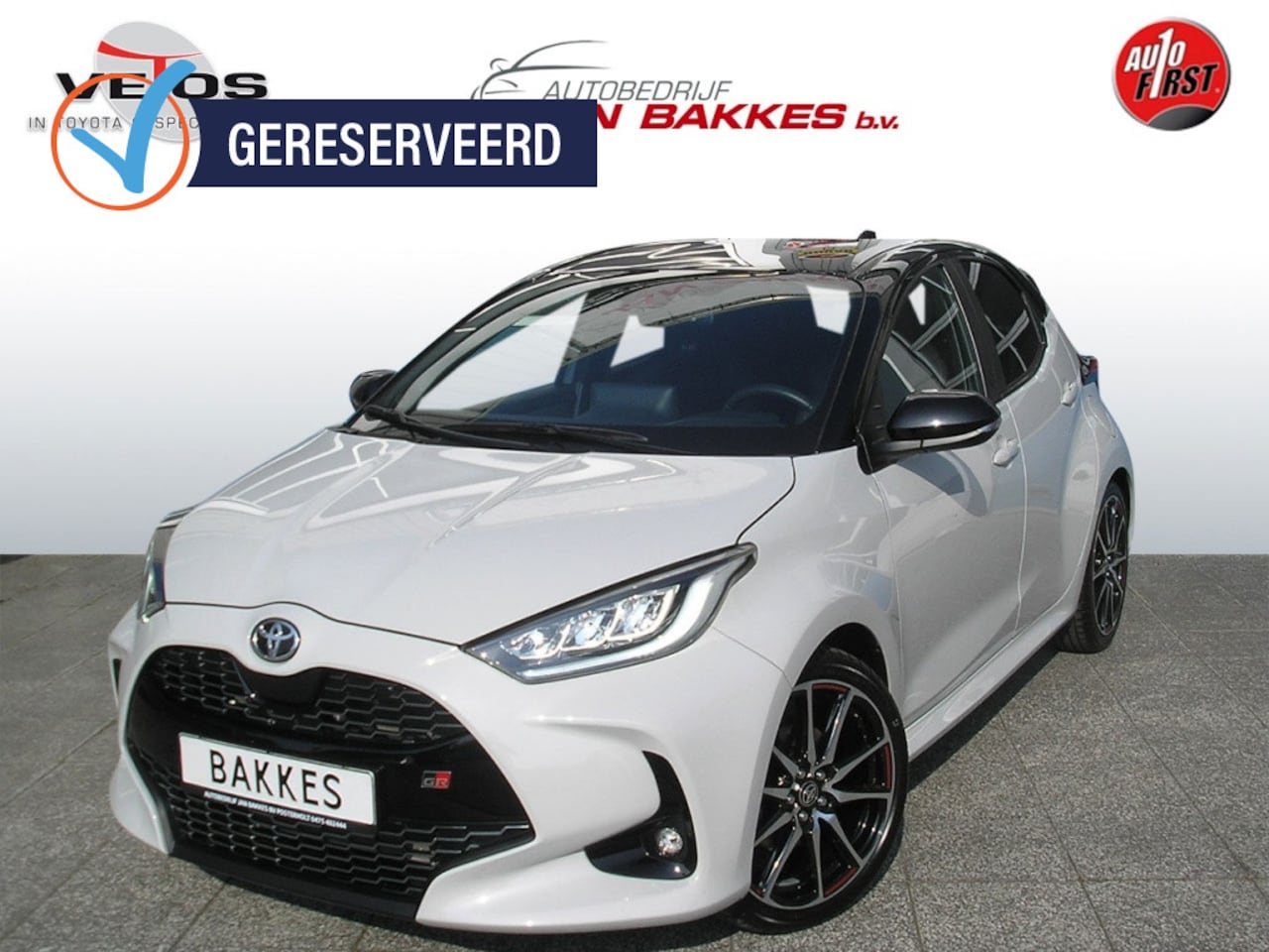 Toyota Yaris - Hybrid GR Sport JBL weinig km - AutoWereld.nl